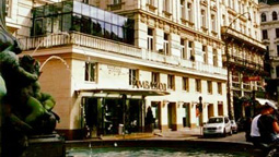 هتل آمباسادور وین