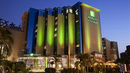 هتل هالیدی این سیتی استارز قاهره مصر