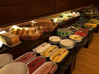 صبحانه هتل متروپل ایروان
