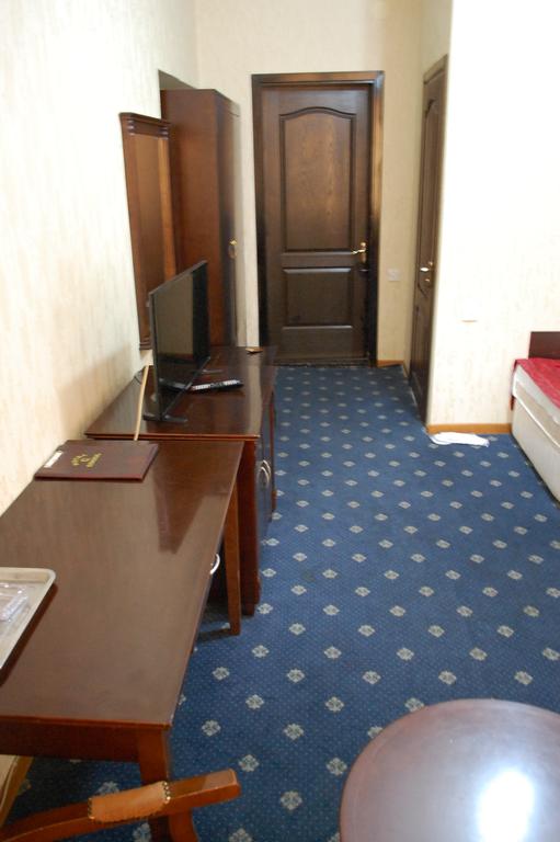 تخت هتل کنسول آذربایجان
