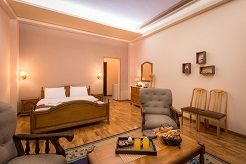 اتاق هتل المپیا ایروان
