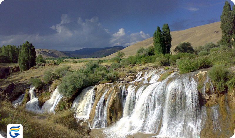 جاذبه های گردشگری وان