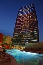 نمای بیرون هتل فلیم تاور باکو