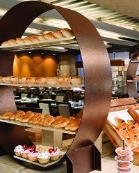 صبحانه هتل رامادا بای ویندهام پوای بمبئی