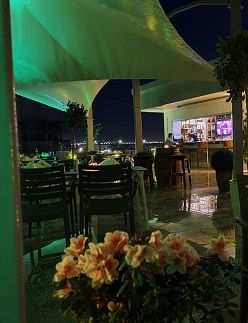 رستوران حیاط هتل هیکسوس اربیل عراق 