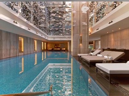 استخر هتل رافلز استانبول ترکیه