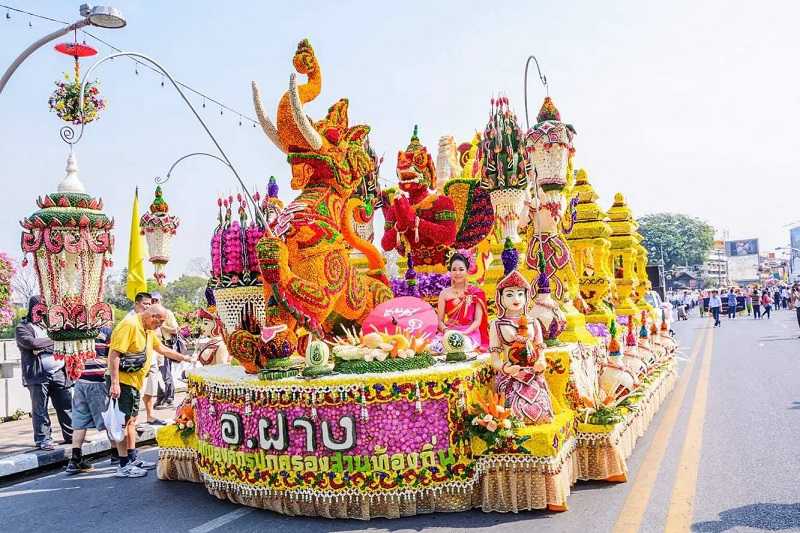 فستیوال گل چیانگ مای Chiang Mai Flower Festival