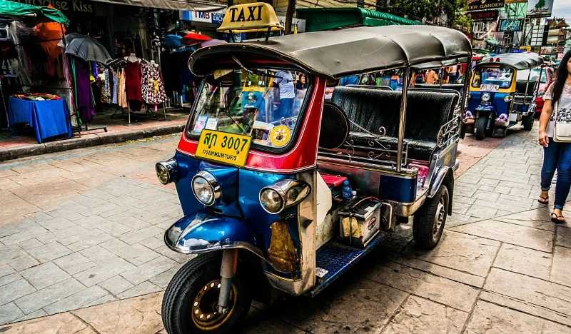 توک توک tuk tuk