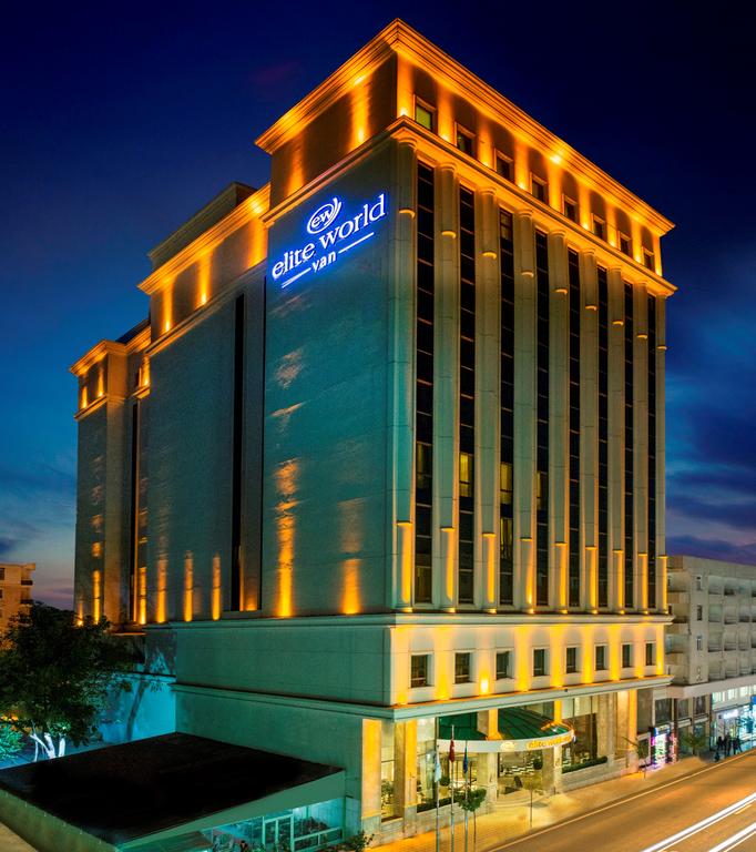 ارزانترین هتل 5 ستاره وام - هتل الیت ورلد وان Elite World hotel