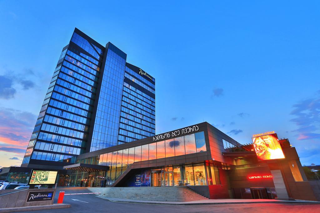 هتل رادیسون بلو تفلیس Radisson Blu Hotel - رزرو آنلاین هتل های تفلیس با ارزانترین قیمت