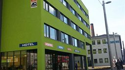 قیمت و رزرو هتل در گراتس اتریش و دریافت واچر
