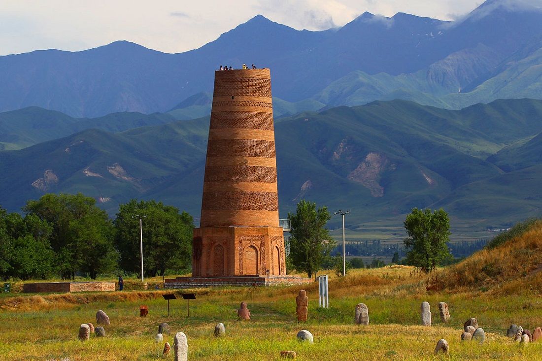 برج بورانا قرقیزستان Burana Tower - بلیط چارتر بیشکک