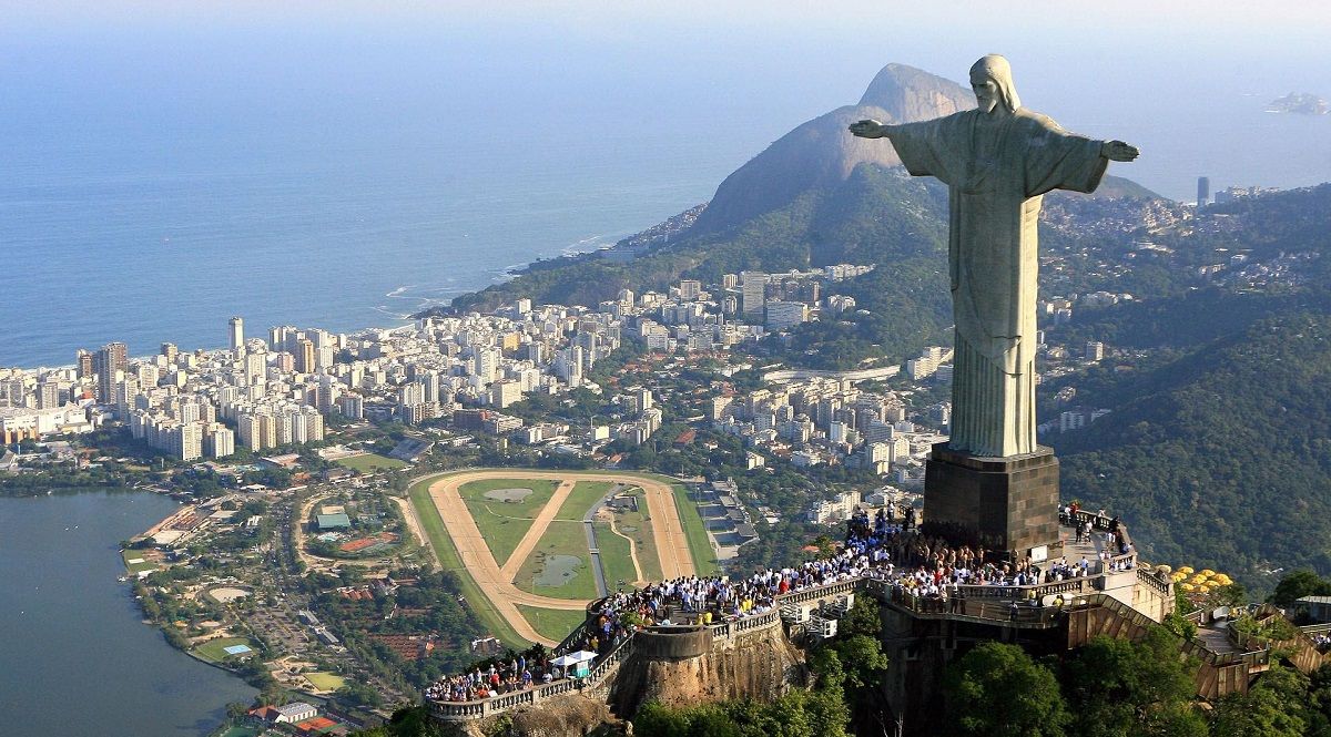 مسیح نجات دهنده برزیل Christ the Redeemer - بلیط چارتر برزیل