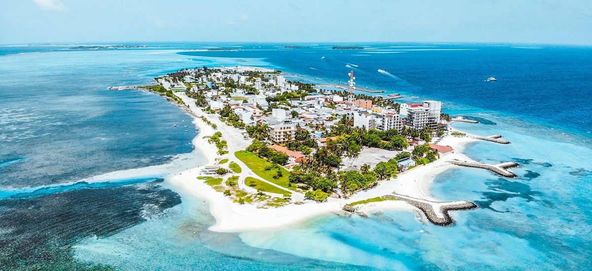جزیره مافوشی مالدیو Maafushi island - بلیط چارتر مالدیو و پروازهای لحظه آخری