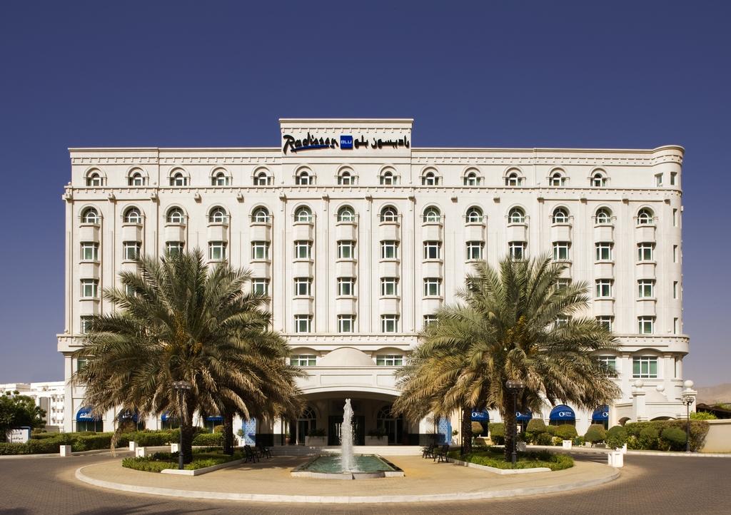 هتل رادیسون بلو مسقط Radisson Blu Hotel Muscat - اجاره سوئیت در مسقط