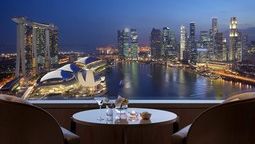 قیمت و رزرو هتل در سنگاپور و دریافت واچر