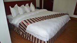 قیمت و رزرو هتل در یائونده کامرون و دریافت واچر