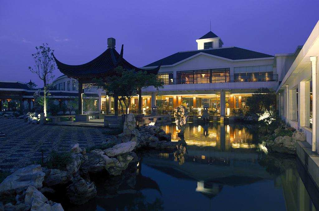 هتل جینلینگ ریزورت نانجینگ - هزینه و نرخ هتل های 5 ستاره نانجینگ